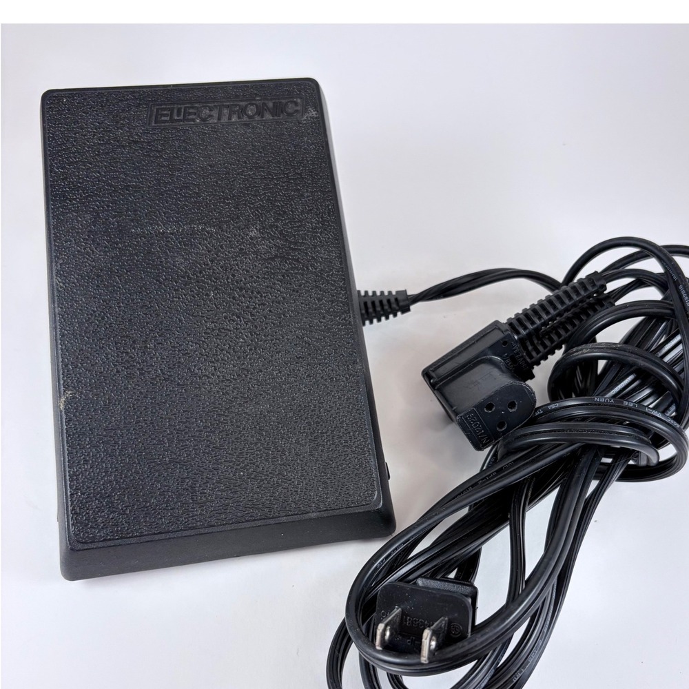 Singer Electronic Sewing Machine Foot Pedal Controller 362095-001 120V 1.2A OEM